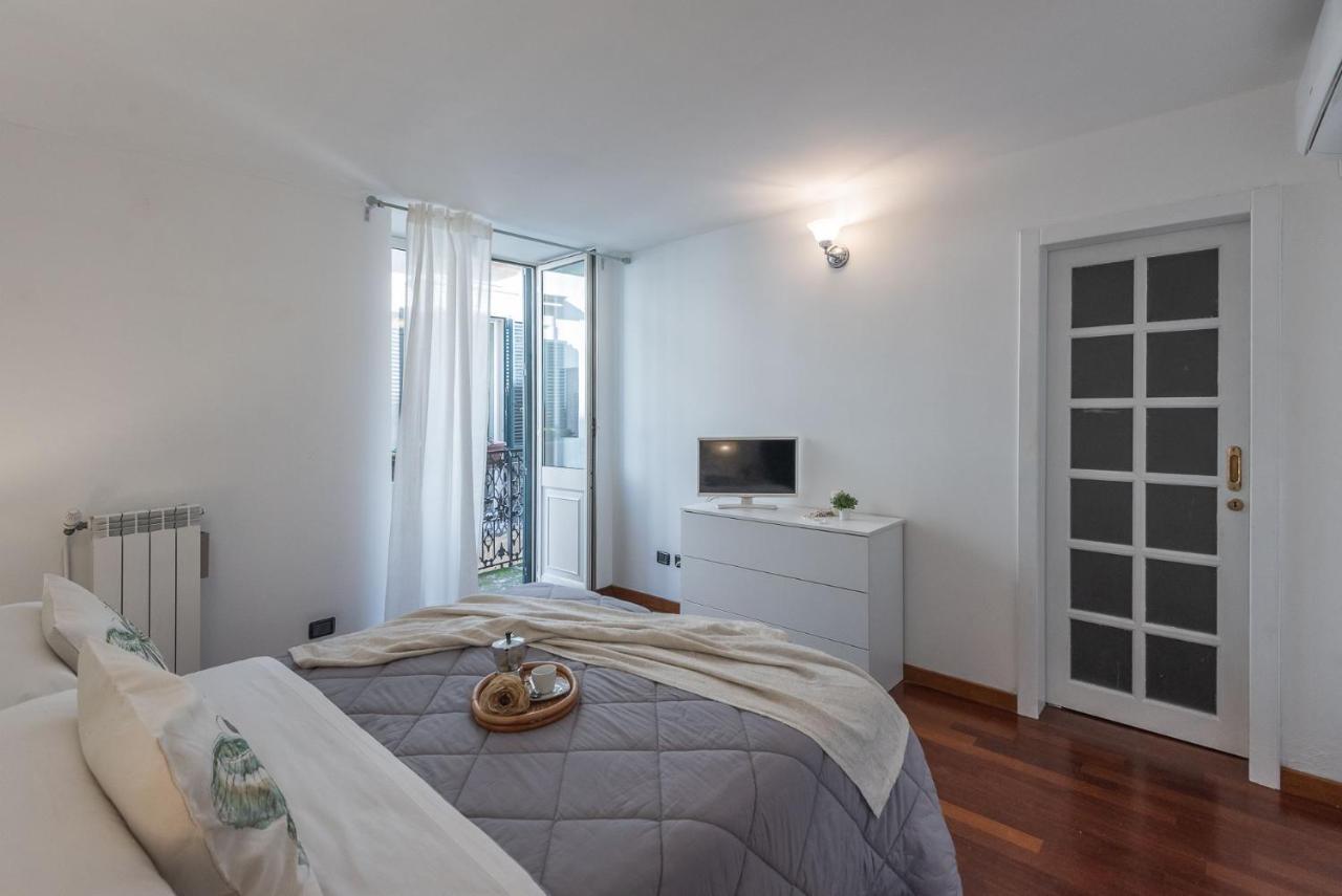 Terzo Campanello - Terrazza Nel Centro Storico Apartment Лече Екстериор снимка