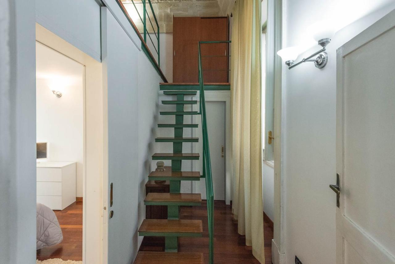 Terzo Campanello - Terrazza Nel Centro Storico Apartment Лече Екстериор снимка