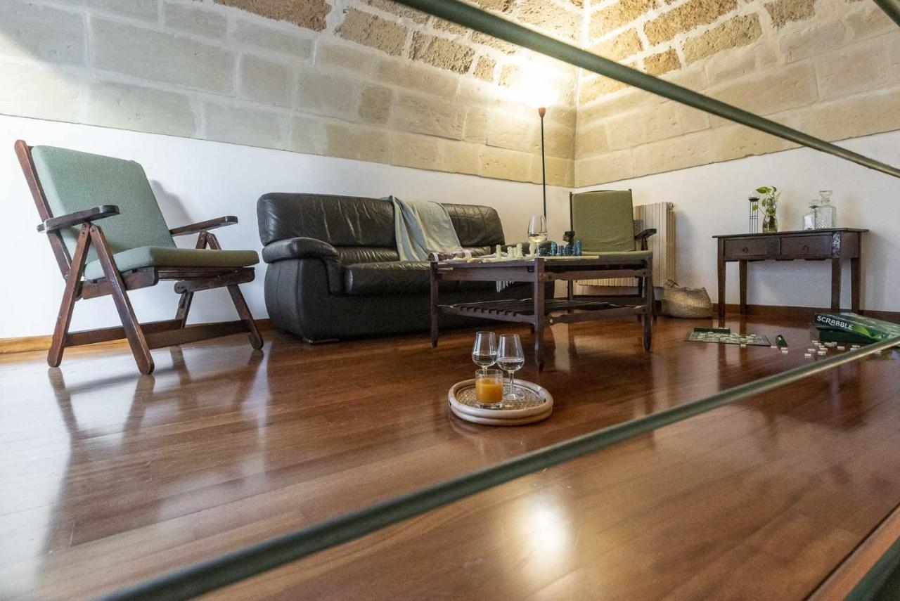 Terzo Campanello - Terrazza Nel Centro Storico Apartment Лече Екстериор снимка